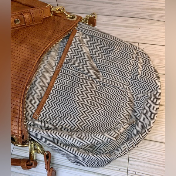 sOLD Steve Madden Brown Vegan Leather Crossbody Satchel - Picture 14 of 16